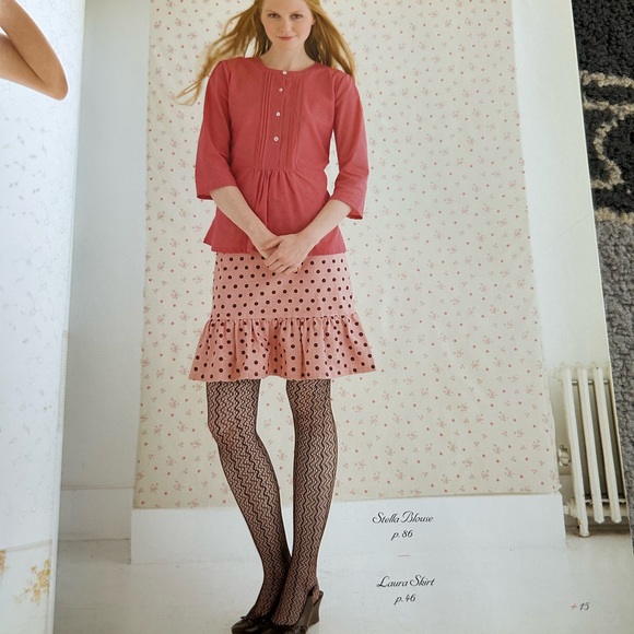 Design it yourself clothes book - Picture 3 of 5